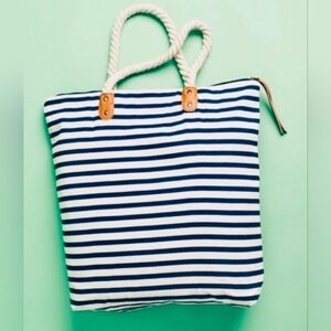 SUMMER & ROSE Brittany Tote Nautical Stripes Rope Handles NEW